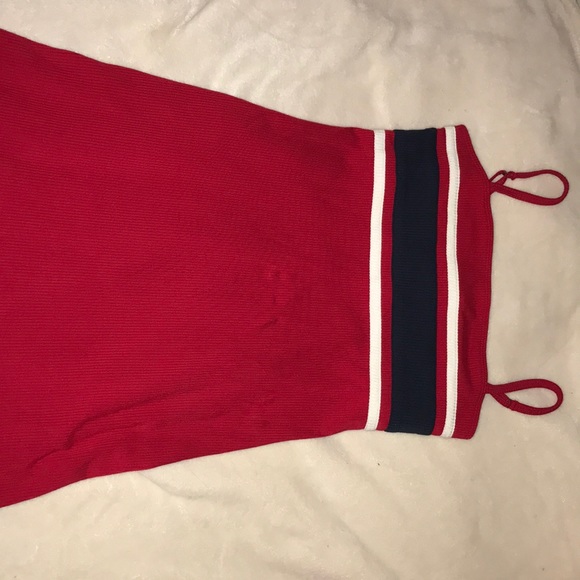 Red dress - Picture 1 of 2